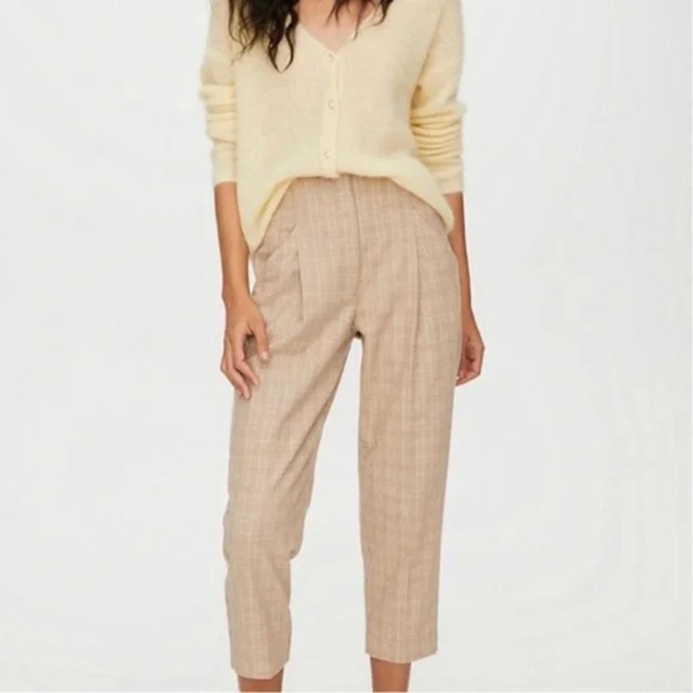 Wilfred Aritzia Chambery Catherine Pleated Wool Cropped Pant Tan Size 0 Office